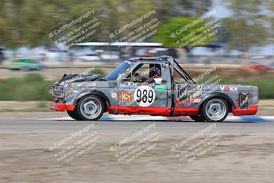 media/Sep-28-2025-24 Hours of Lemons (Sun) [[5dfe0e5f6e]]/11am (Cotton Corners)/